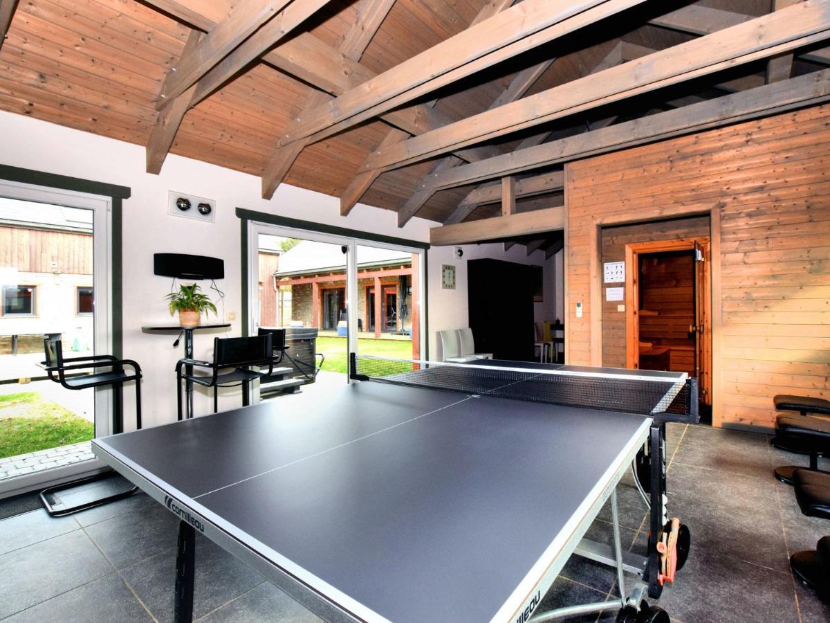 Beautiful Villa With Heated Outdoor Pool Manhay Экстерьер фото